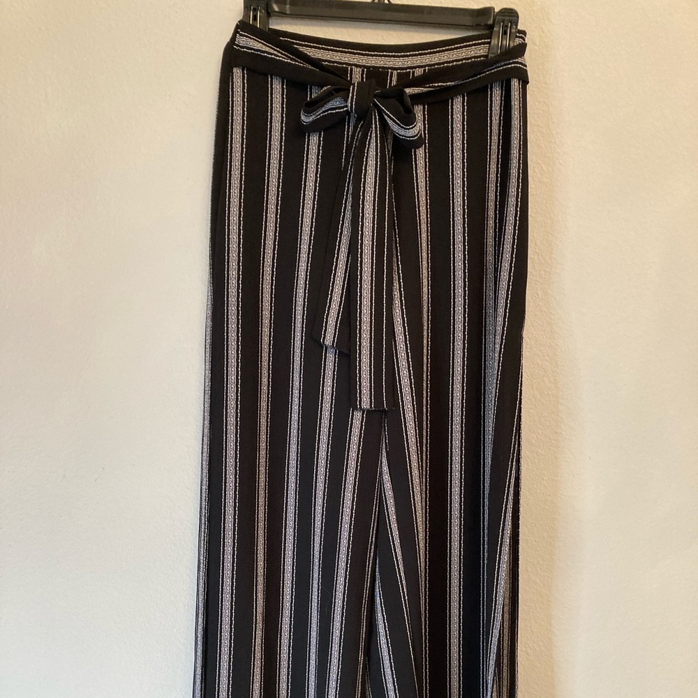 Blue blush wide leg pants with top